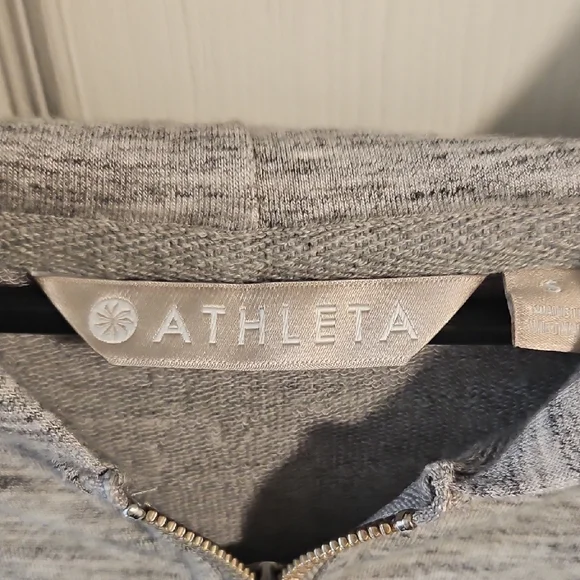 Athleta Gray Zip-Up Cropped Hoodie - Picture 2 of 3